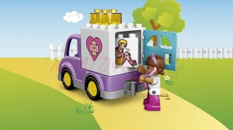 LEGO DUPLO 10605 Doktorka Plyšáková - Sanitka