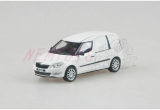 Abrex Škoda Roomster FL Praktik (2010) 1:43 white candy